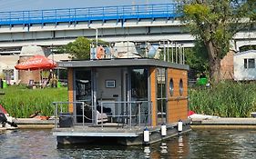 Ms Terra, Dom Na Wodzie Houseboat Na Odrze Wroclaw